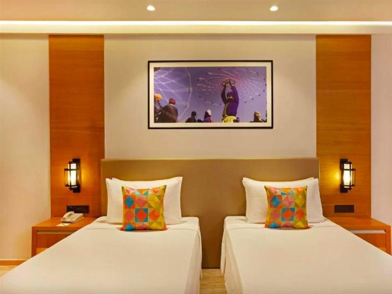 Country Inn Premier Amritsar, 10 Min From Golden Temple Экстерьер фото