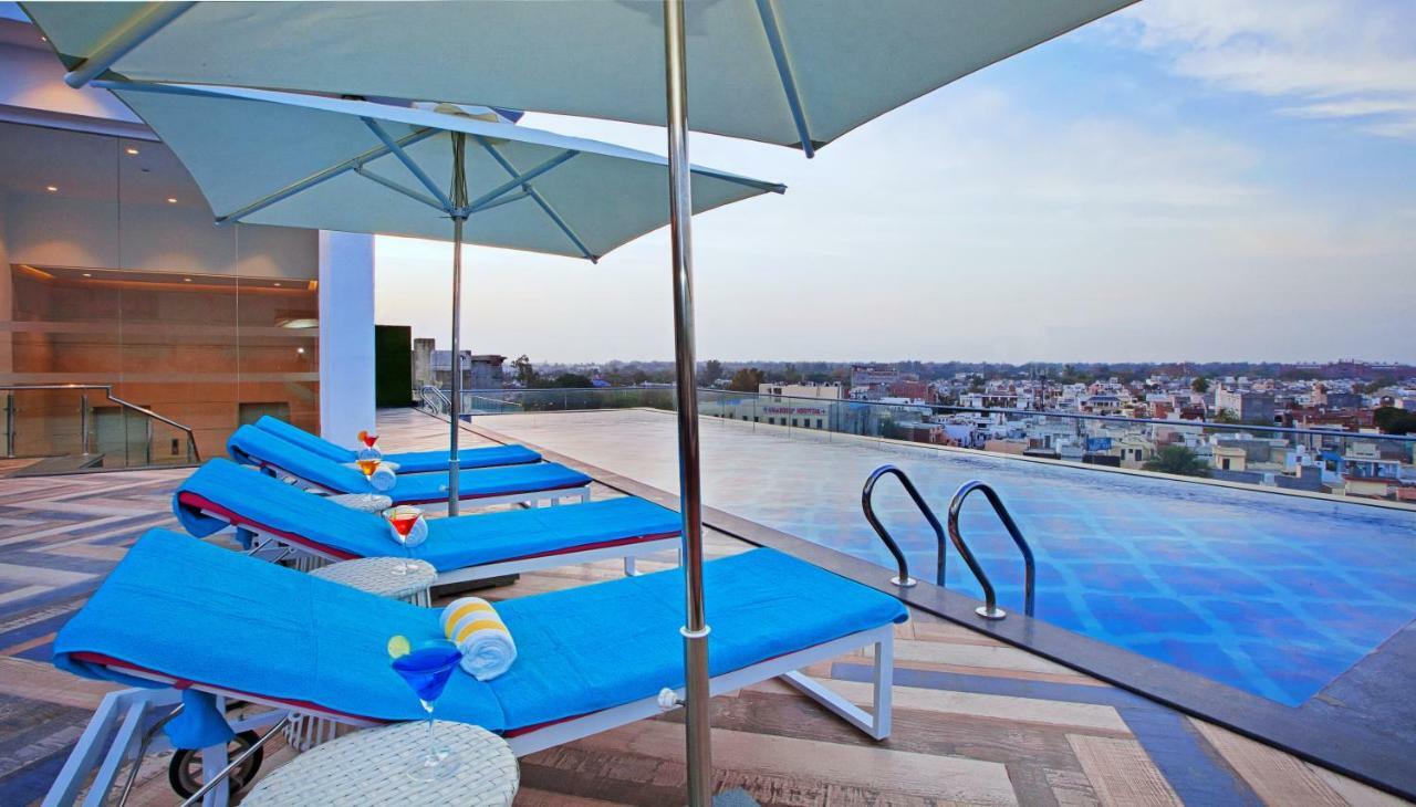 Country Inn Premier Amritsar, 10 Min From Golden Temple Экстерьер фото